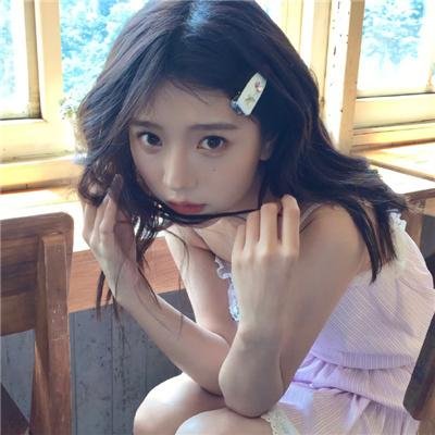出水红莲